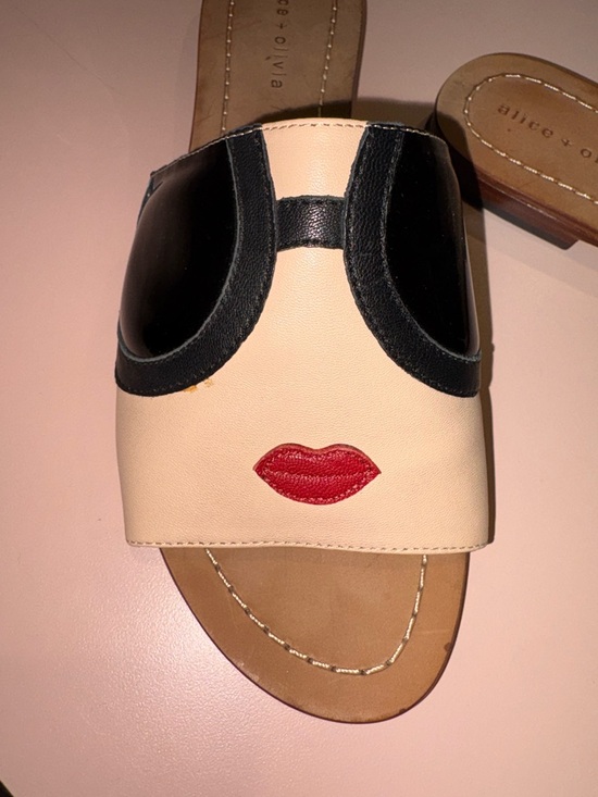 Alice + Olivia “Stace Face” slides size 38.5 - Picture 5 of 6